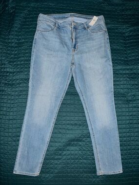 Old Navy High-Waisted WOW Stretch Super-Skinny Ankle Jeans